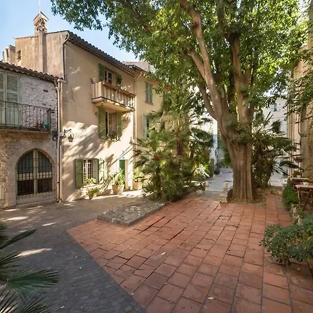 Апартаменти New Loft 2021 Old Town / Musee Picasso / Marche Provencal Антіб