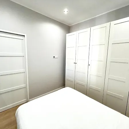 New Loft 2021 Old Town / Musee Picasso / Marche Provencal *